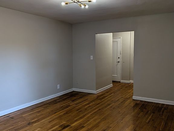 5th image of 1276 Clinton Ave #2E