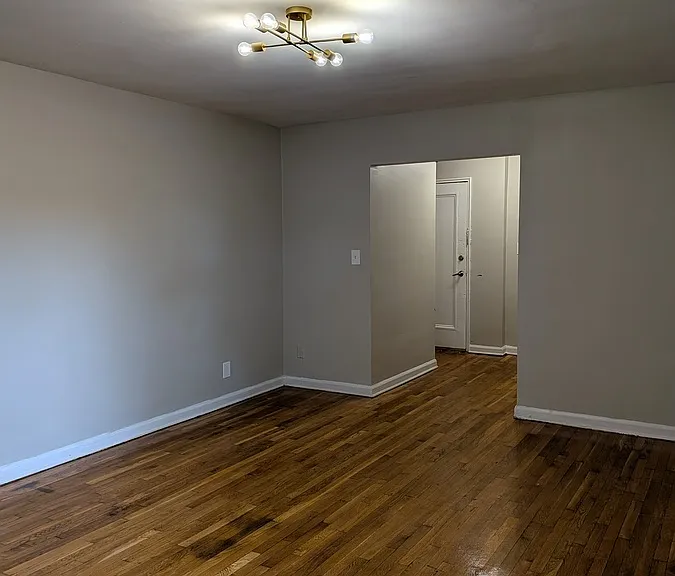 1276 Clinton Ave #2E — Photo 5