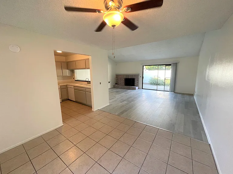 10428 Boulder Ct — Photo 7