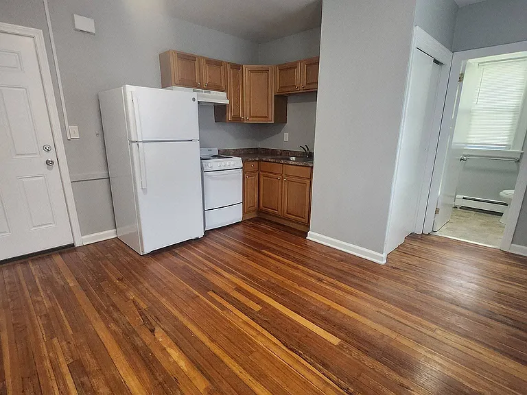 24 Brown St #A2 — Photo 1