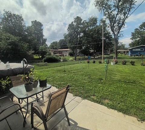 4th image of 3509 Jackson St