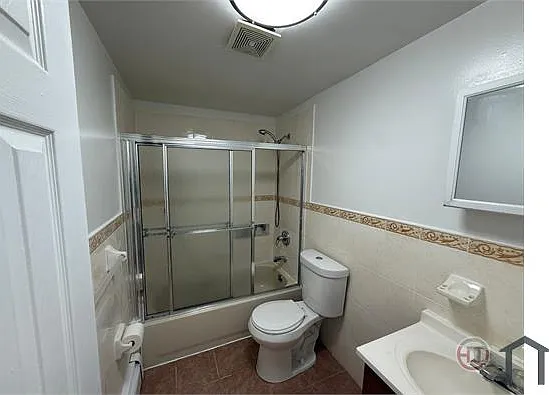 1985 Southern Blvd #2 — Photo 2