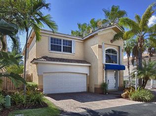 1220 Johnson Ct, Hollywood, FL 33019