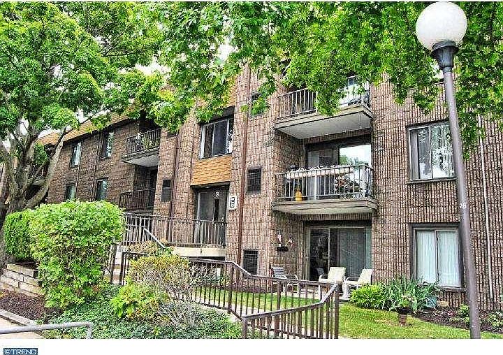 2nd image of 70 Oak Rdg