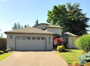 19301 Gentry Highlands Ln, Oregon City, OR 97045