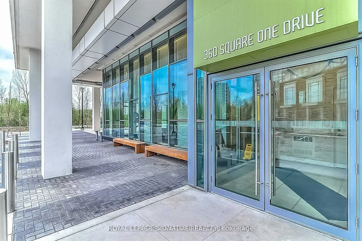 Building Photo - 360 Square One Dr #2208