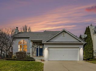761 Peppermill Cir, Lapeer, MI