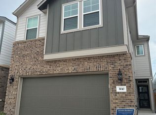 3110 Valley Peak Dr, Houston, TX 77063