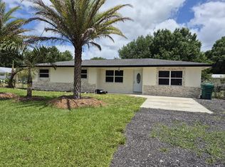 11458 NE 3rd Cir, Okeechobee, FL 34972
