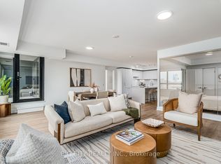 36 Brentcliffe Rd #314-C11, Toronto, ON M4G 3Y2