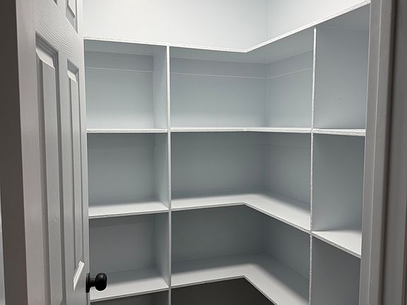 5th image of 4020-4022 Gus St