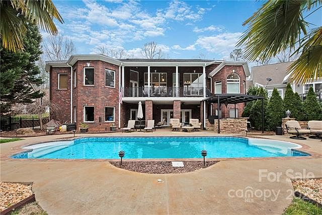 1st image of 8257 Paytons Pointe Ln