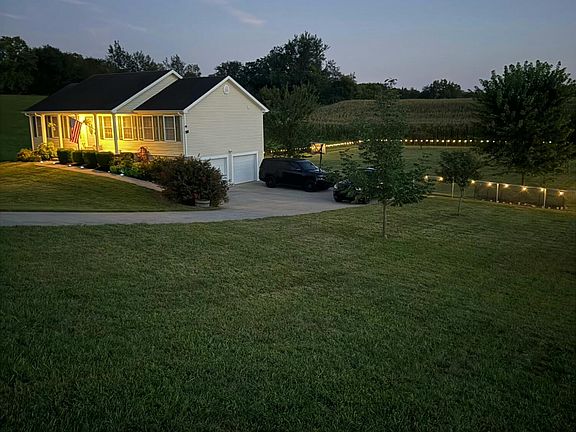 3rd image of 999 Fisher Ford Rd