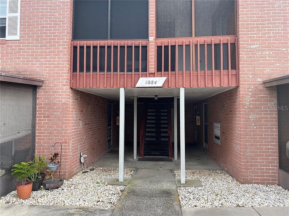 1st image of 1084 82nd Ter N