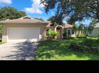 1011 Grove Dr, Naples, FL 34120