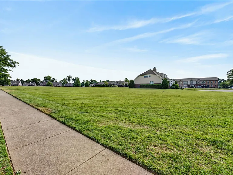 142 Turn Row Dr — Photo 4