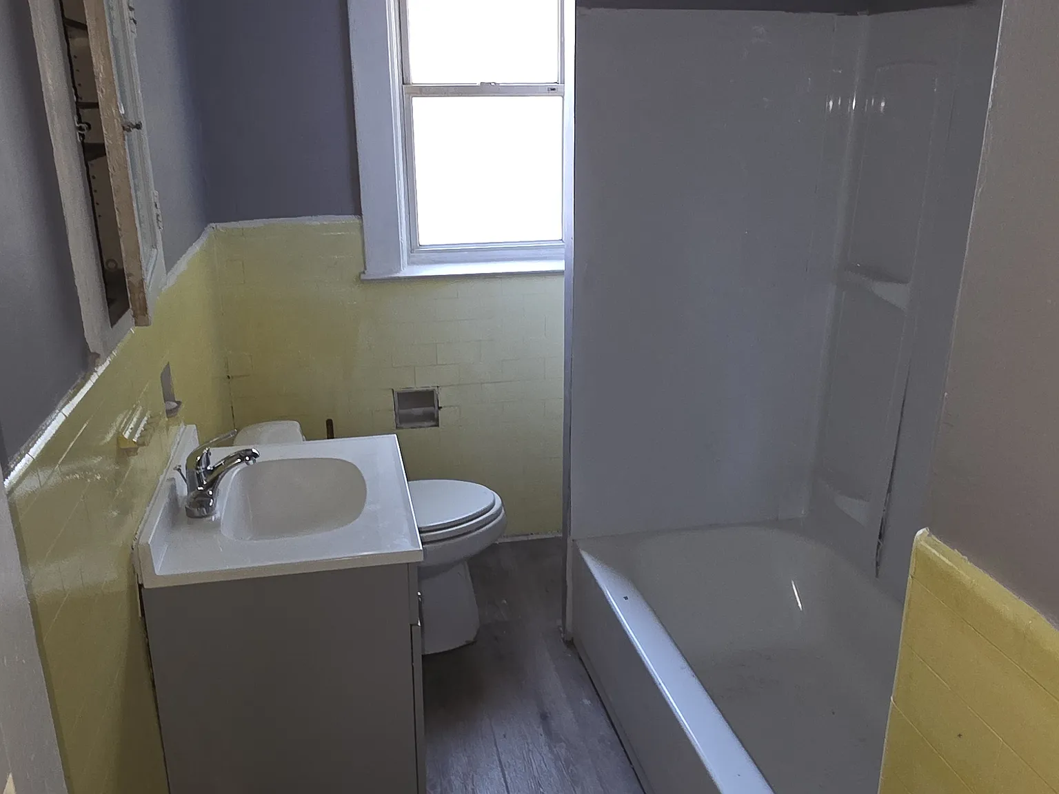 1 bed, $985 — Photo 3