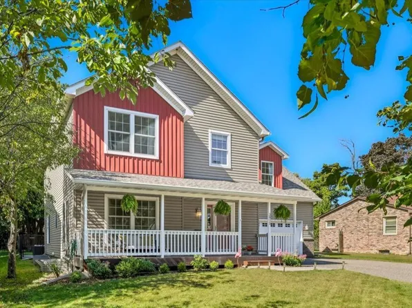 3915 Zane Ave N, Robbinsdale, MN 55422