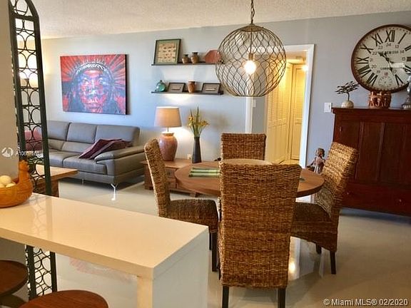 5th image of 18031 Biscayne Blvd APT 802