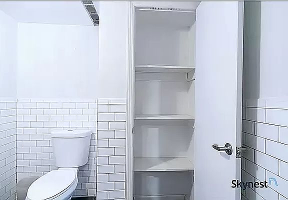 5th image of 140 W 111th St APT B1