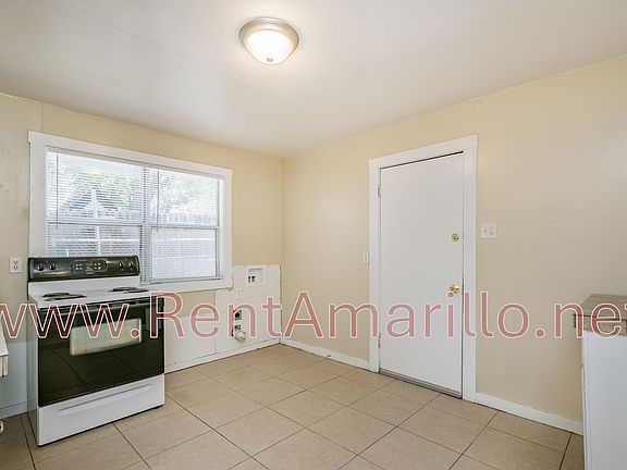3rd image of 2047R S Hughes St