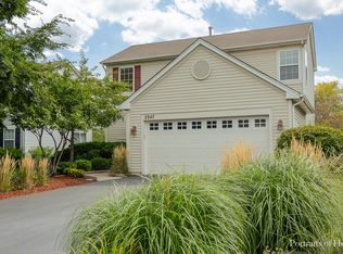 2347 Shiloh Dr, Aurora, IL 60503