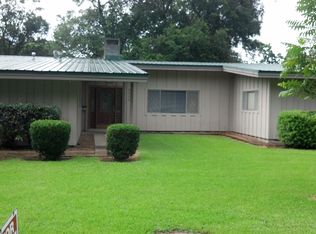 6954 Capitol St, Groves, TX 77619