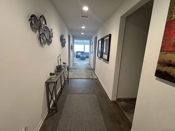 2nd image of 32468 Parker St