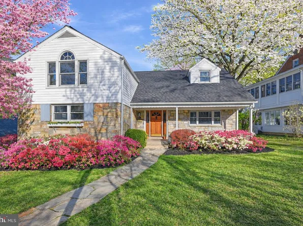 833 Fontaine St, Alexandria, VA 22302
