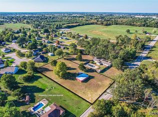 S Tower Rd, Lebanon, MO 65536