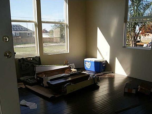 5th image of 5801 Pauline Dr