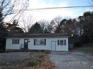 506 32nd St SW, Hickory, NC 28602