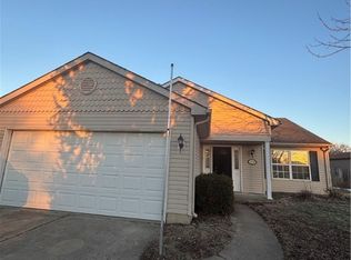 7238 Pinewood Dr, Franklin, OH 45005