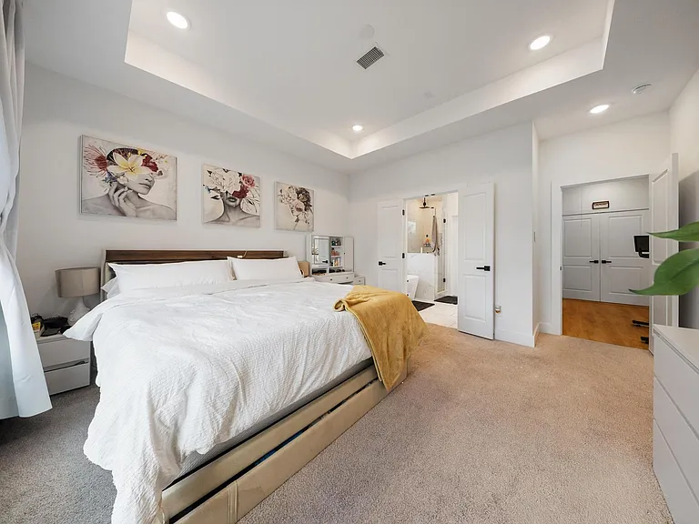 4032 Porter St — Photo 13