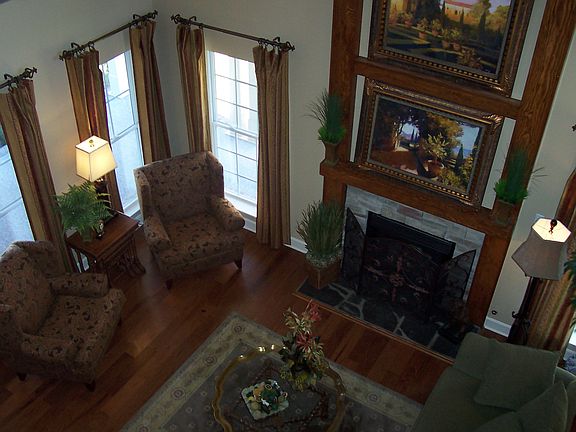 4th image of 8660 Burkitt Place Dr