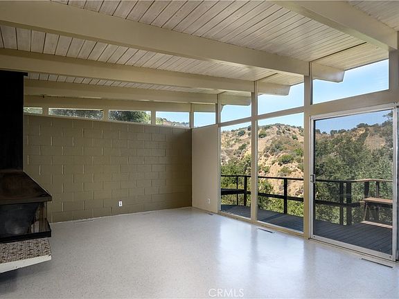 3rd image of 2888 Athel Dr