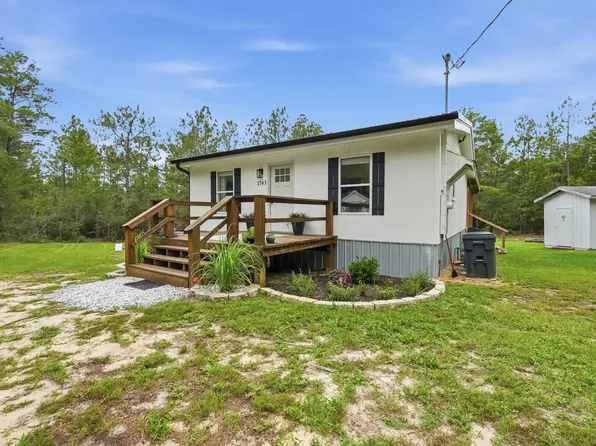1743 Hinote Rd, Defuniak Springs, FL 32433
