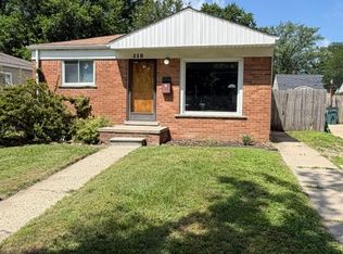 901 Symes Ave, Royal Oak, MI 48067