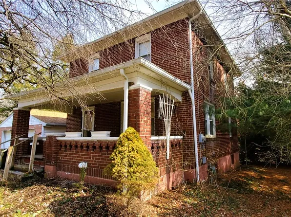 2019 Parkdale Ave, Hermitage, PA 16148