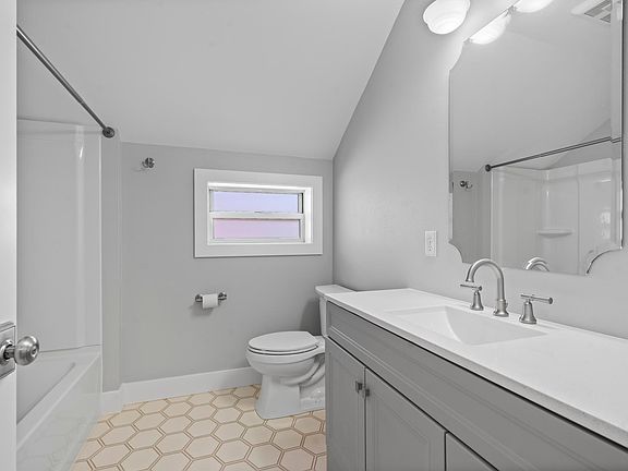 3rd image of 111 E Rhine St #1