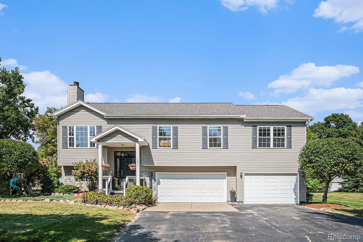 4041 Deer Run Trl photo 1