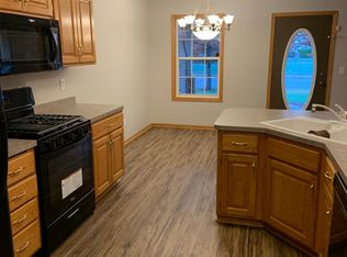 907 Winsome Way NW, Isanti, MN 55040