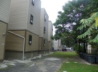 100 Chestnut St, Chelsea, MA 02150