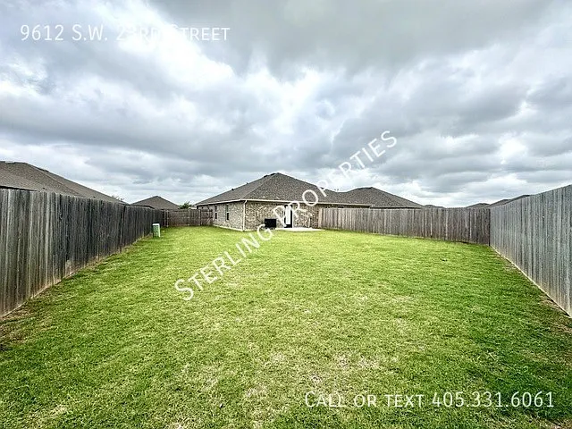 9612 SW 23rd St — Photo 31
