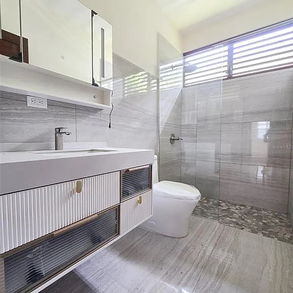 701 Calle Azorin — Photo 16