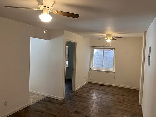 2611 Brownsville Rd #3 Photo 1