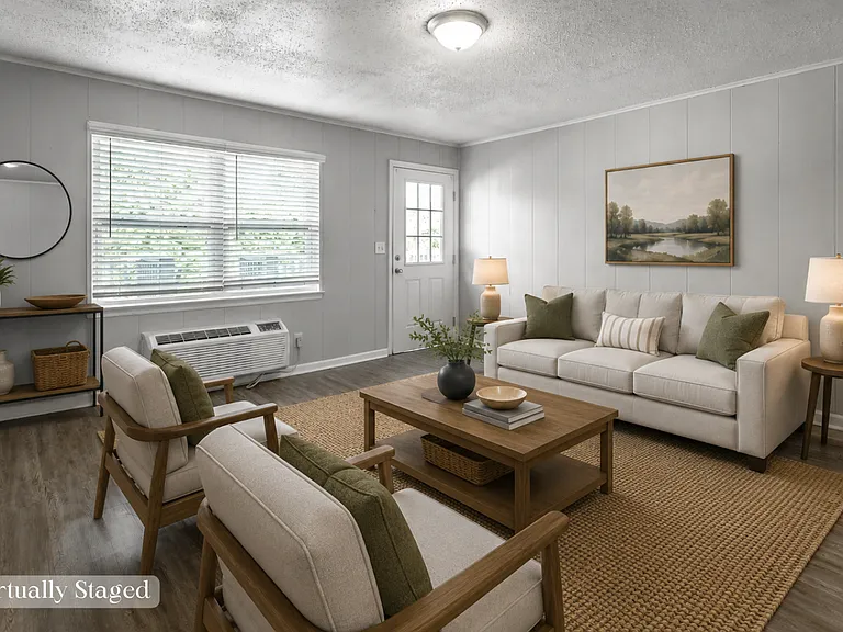 Comfortable Living at 112 Van Cleve Street — Photo 2