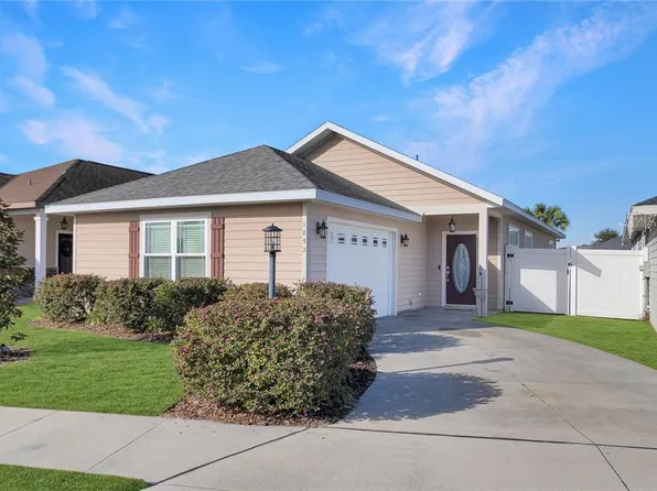 1852 SW 246th Dr, Newberry, FL 32669