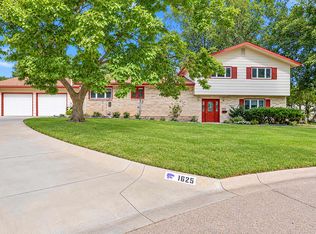 1625 Beechwood Ter, Manhattan, KS 66502