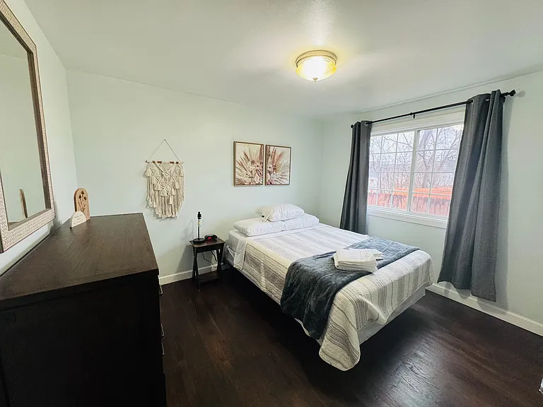 2428 Canyon Lake Dr — Photo 8